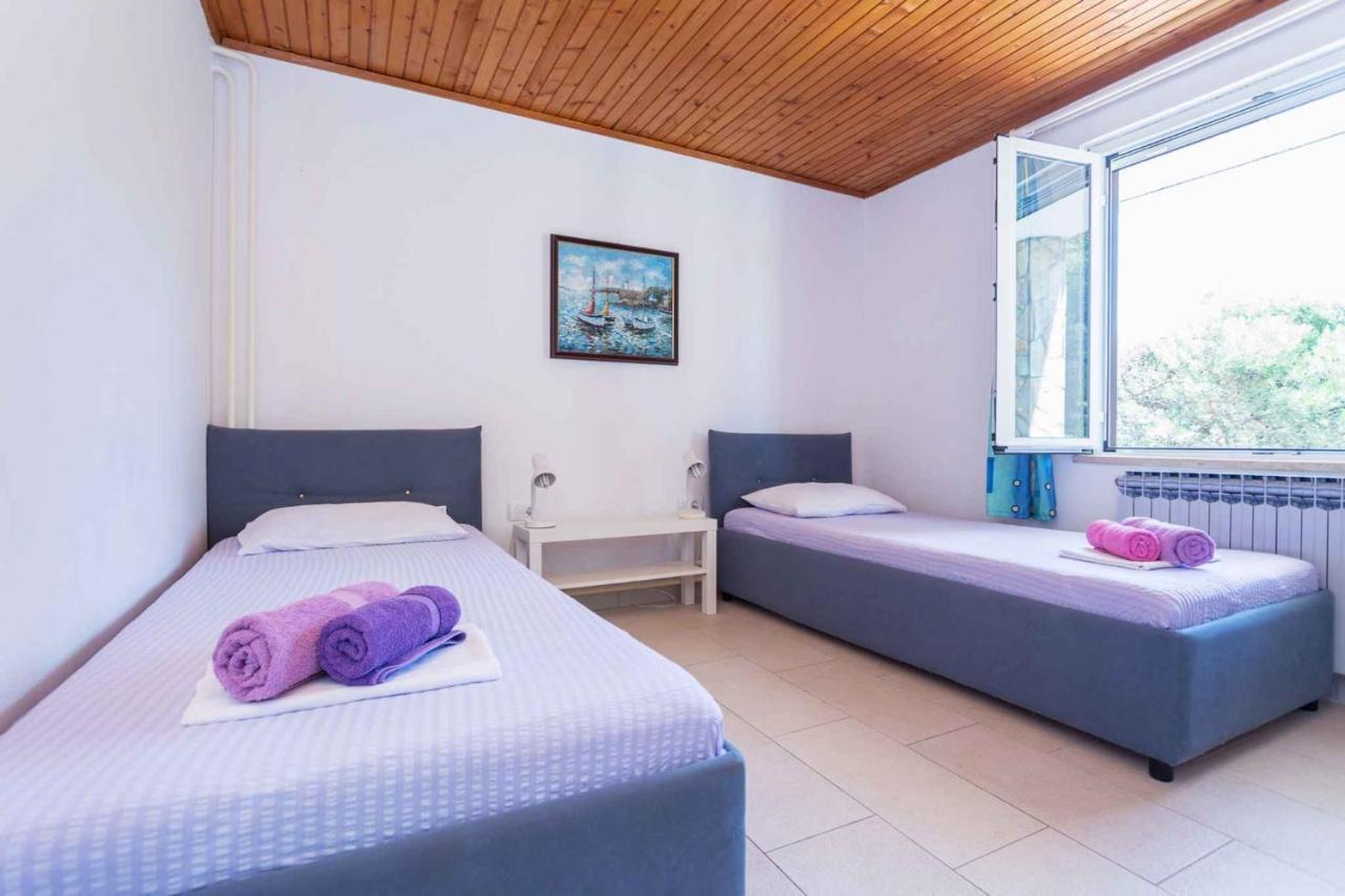 Mali Losinj Apartment 8 Exterior photo
